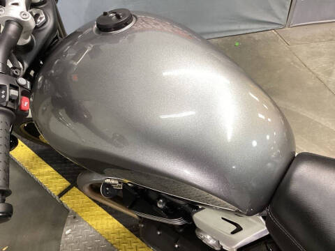 2020 Triumph Speed Twin 1200 Silver Ice/Sto