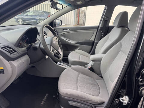 2013 Hyundai Accent GLS