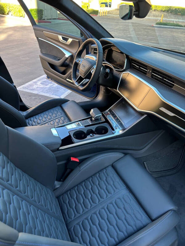 2025 Audi RS 6 Avant performance 4.0T quattro Avant