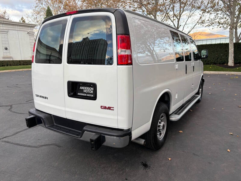 2024 GMC Savana 2500