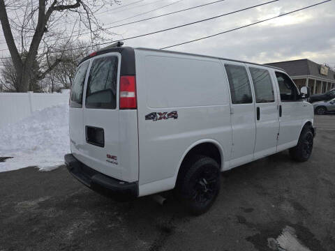2016 GMC Savana 2500