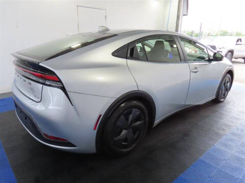 2024 Toyota Prius LE