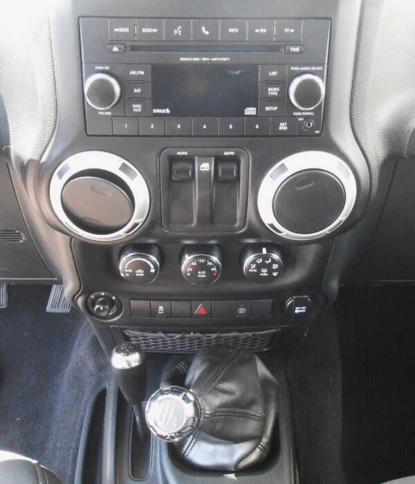 2017 Jeep Wrangler Sahara