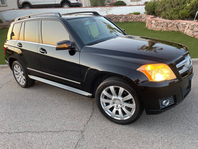 2010 Mercedes-Benz GLK for sale at RENEE'S AUTO WORLD in El Paso TX