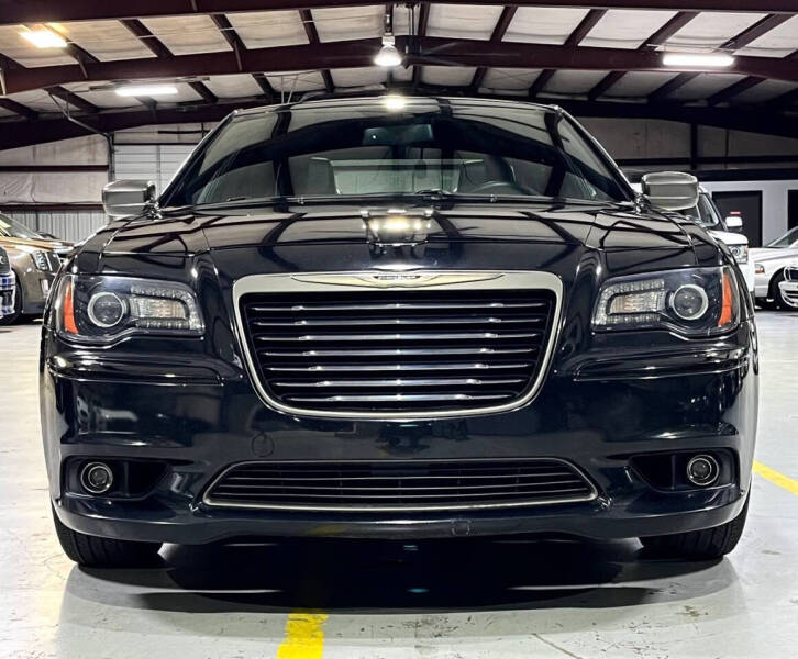 2014 Chrysler 300 C John Varvatos Limited Edition