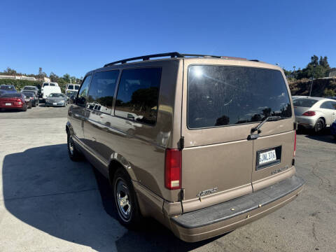 2001 Chevrolet Astro LS