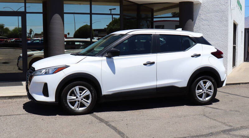 2023 Nissan Kicks S