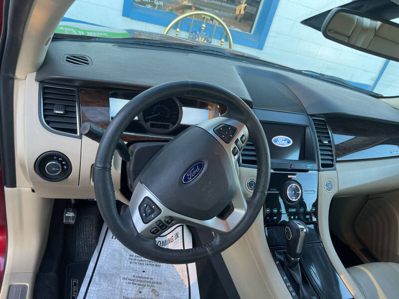 2019 Ford Taurus Limited