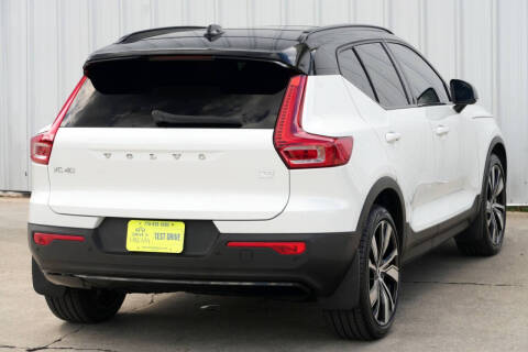 2022 Volvo XC40 Recharge Twin Plus