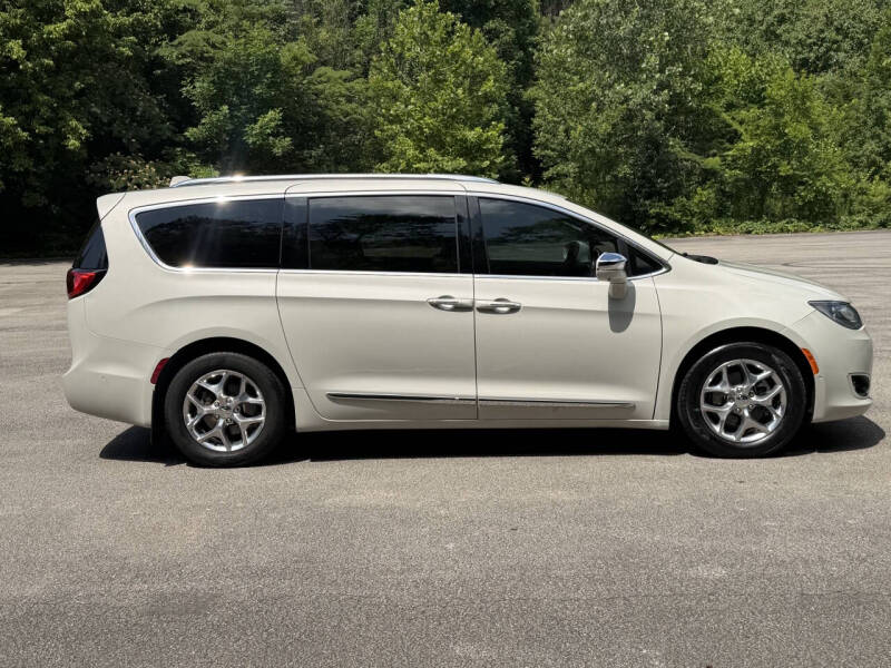 2019 Chrysler Pacifica Limited