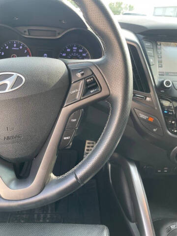2017 Hyundai Veloster