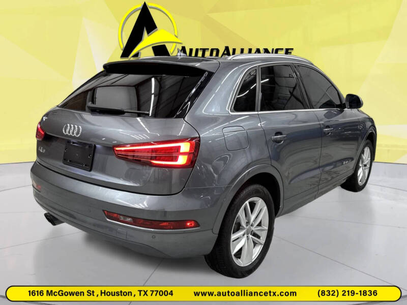 2017 Audi Q3 2.0T Premium Plus