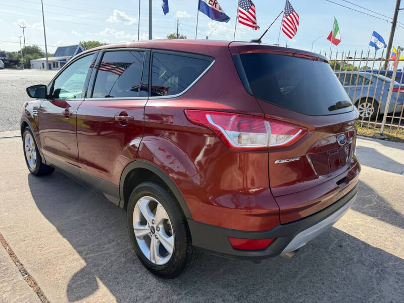 2015 Ford Escape SE
