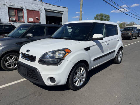 2012 Kia Soul +