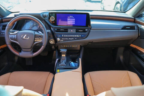 2025 Lexus ES 350 Luxury