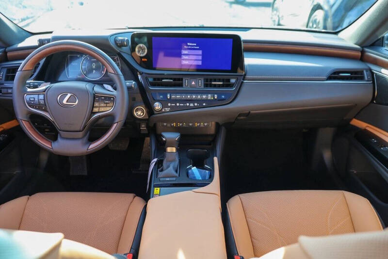 2025 Lexus ES 350 Luxury