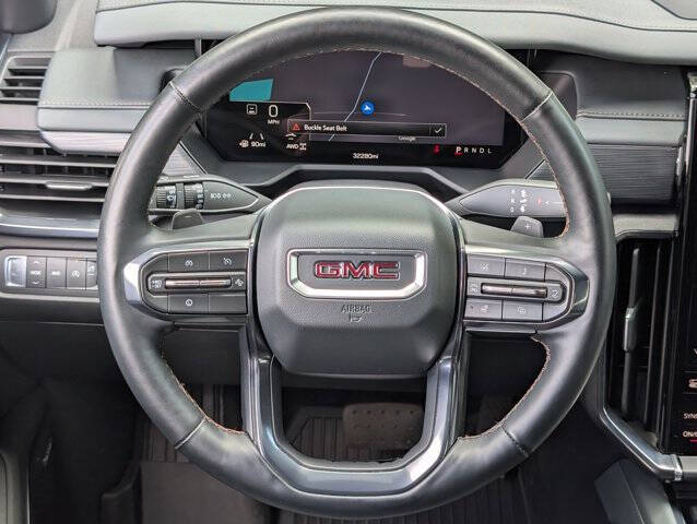 2024 GMC Acadia AT4