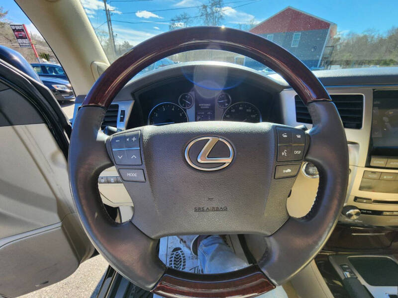 2013 Lexus LX 570