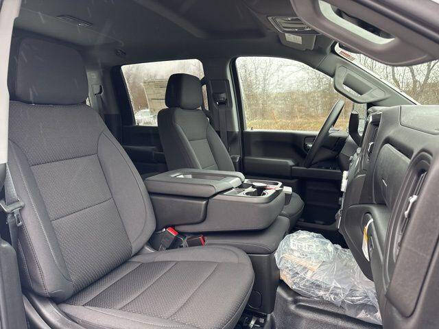 2025 GMC Sierra 3500HD CC Pro