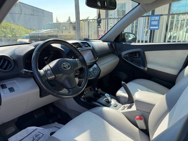 2014 Toyota RAV4 EV