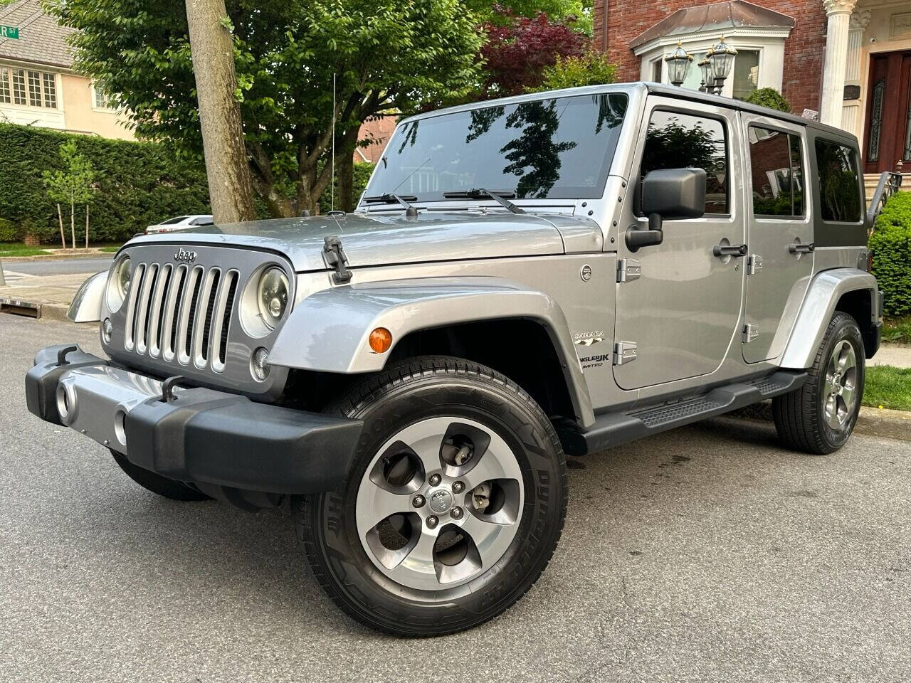 2018 Jeep Wrangler JK Unlimited  - $27,900