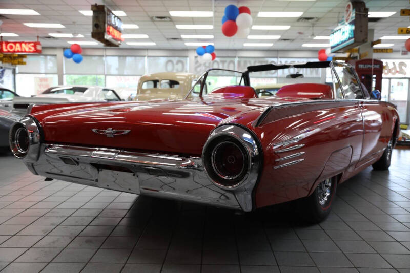 1961 Ford Thunderbird