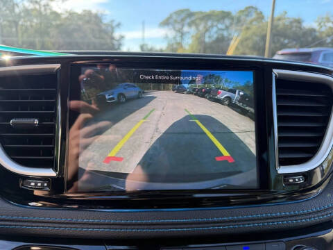 2021 Chrysler Pacifica Touring L