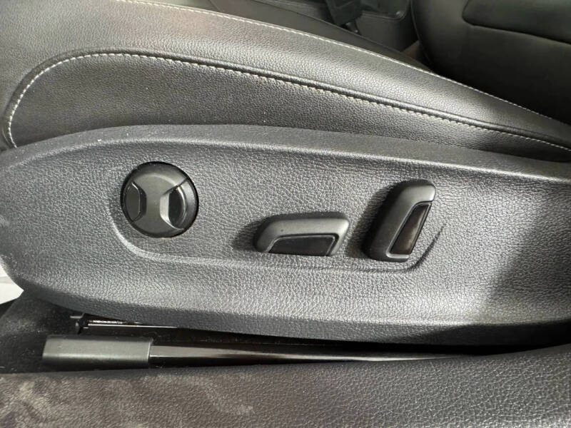 2022 Volkswagen Passat SE