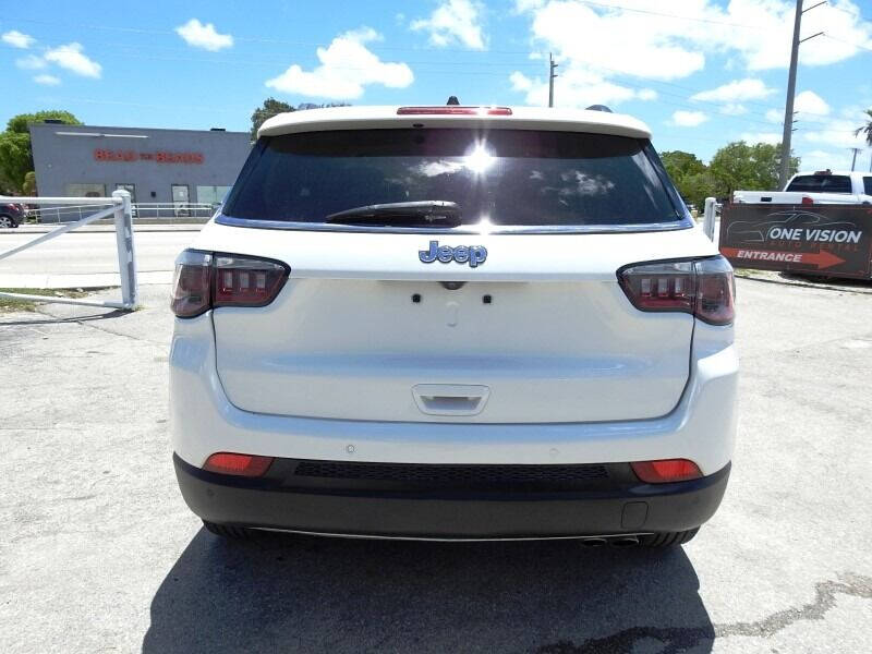 2021 Jeep Compass SUV / Crossover - $19,900