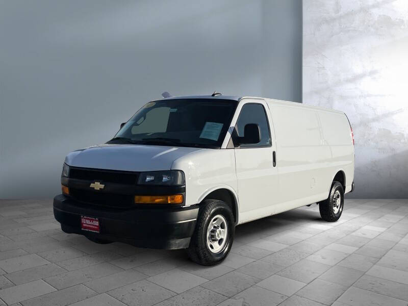 2023 Chevrolet Express 2500
