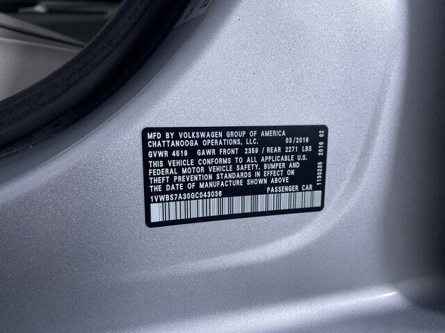 2016 Volkswagen Passat 1.8T SE