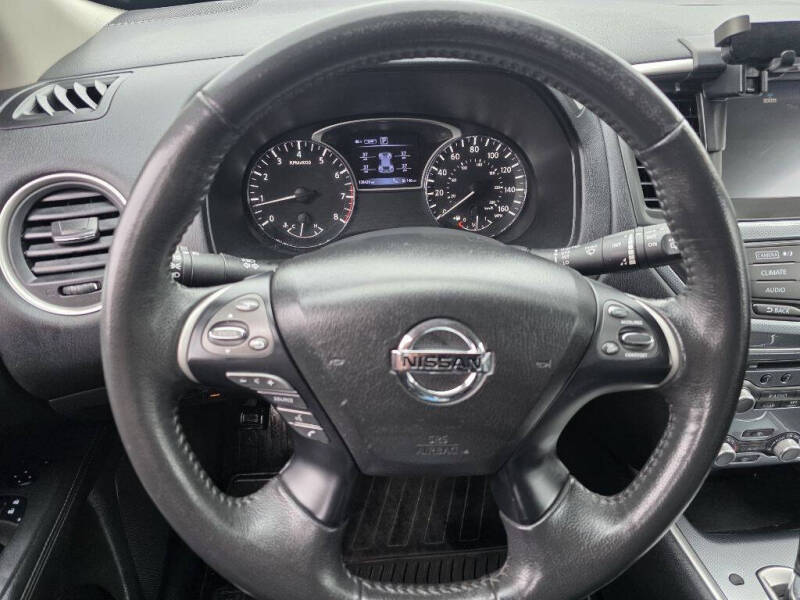 2017 Nissan Pathfinder S