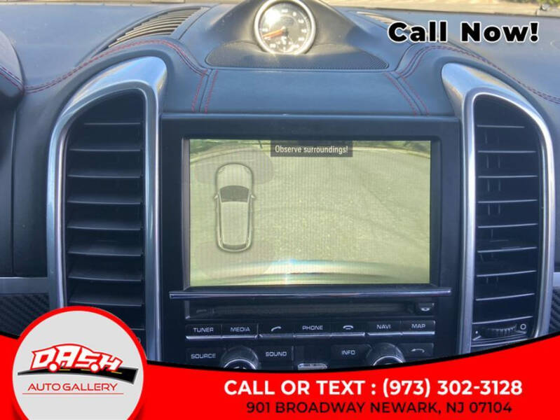 2013 Porsche Cayenne GTS