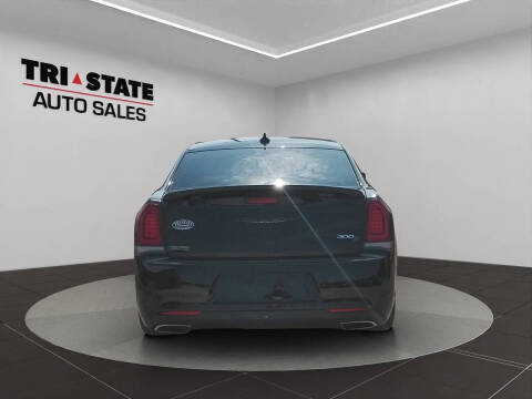 2019 Chrysler 300 S