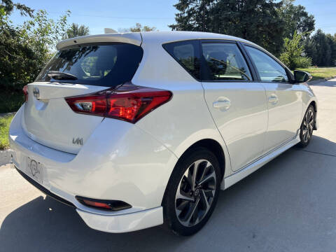2016 Scion iM