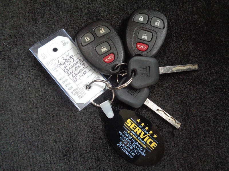 2017 Chevrolet Express LT 3500