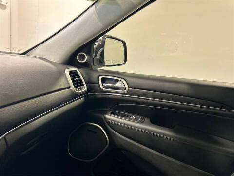 2018 Jeep Grand Cherokee Summit