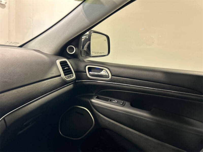 2018 Jeep Grand Cherokee Summit