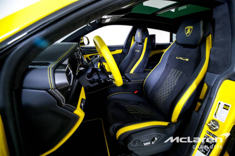 2024 Lamborghini Urus S