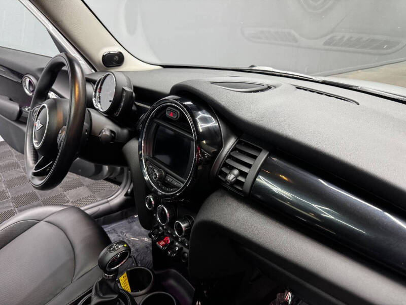 2019 MINI Hardtop 4 Door Cooper