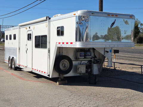 2000 Featherlite Trailer 8587