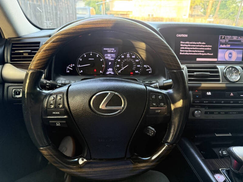 2013 Lexus LS 460