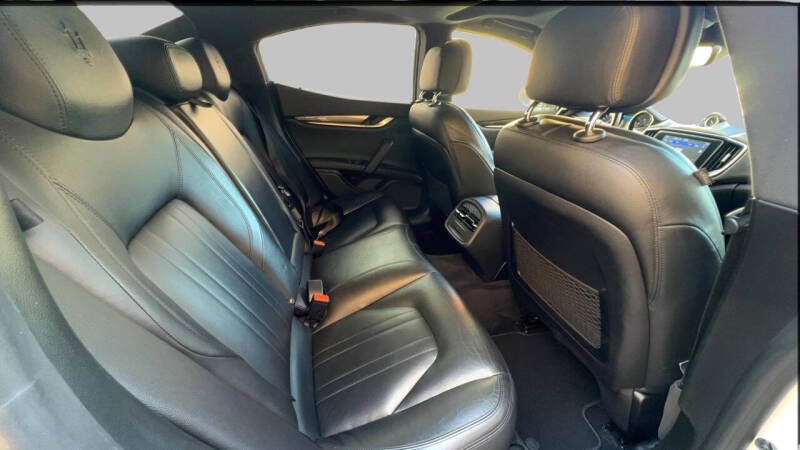 2017 Maserati Ghibli