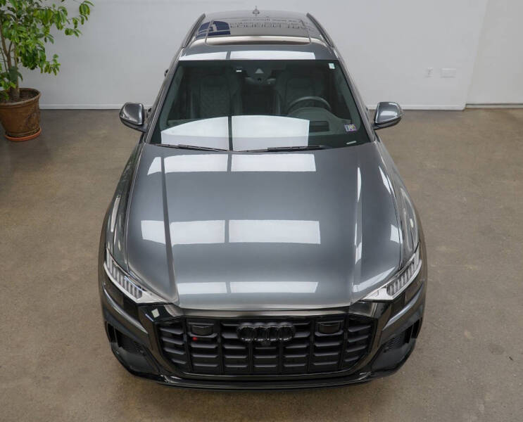2023 Audi SQ8 4.0T quattro Premium Plus