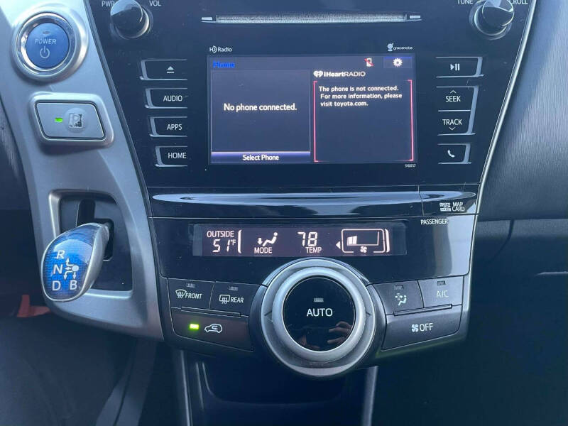 2015 Toyota Prius v Three