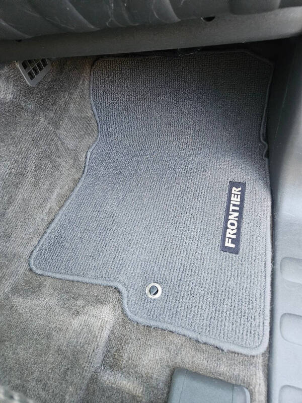 2015 Nissan Frontier SV V6