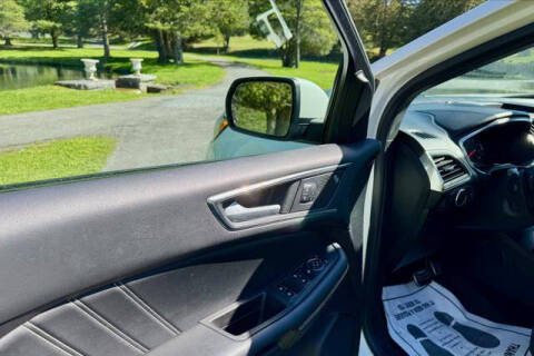 2021 Ford Edge ST