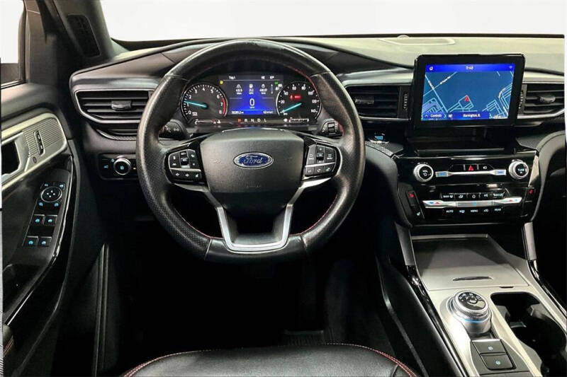 2023 Ford Explorer ST-Line