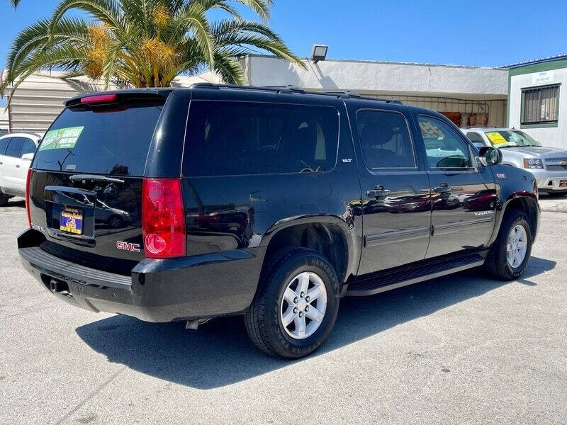 2013 GMC Yukon XL for sale at Country Motors in Salinas, CA