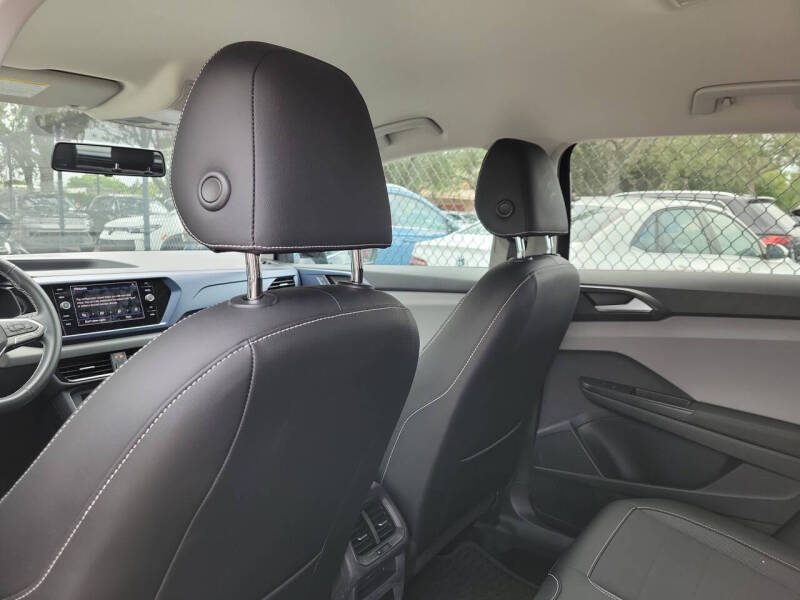 2022 Volkswagen Taos SE